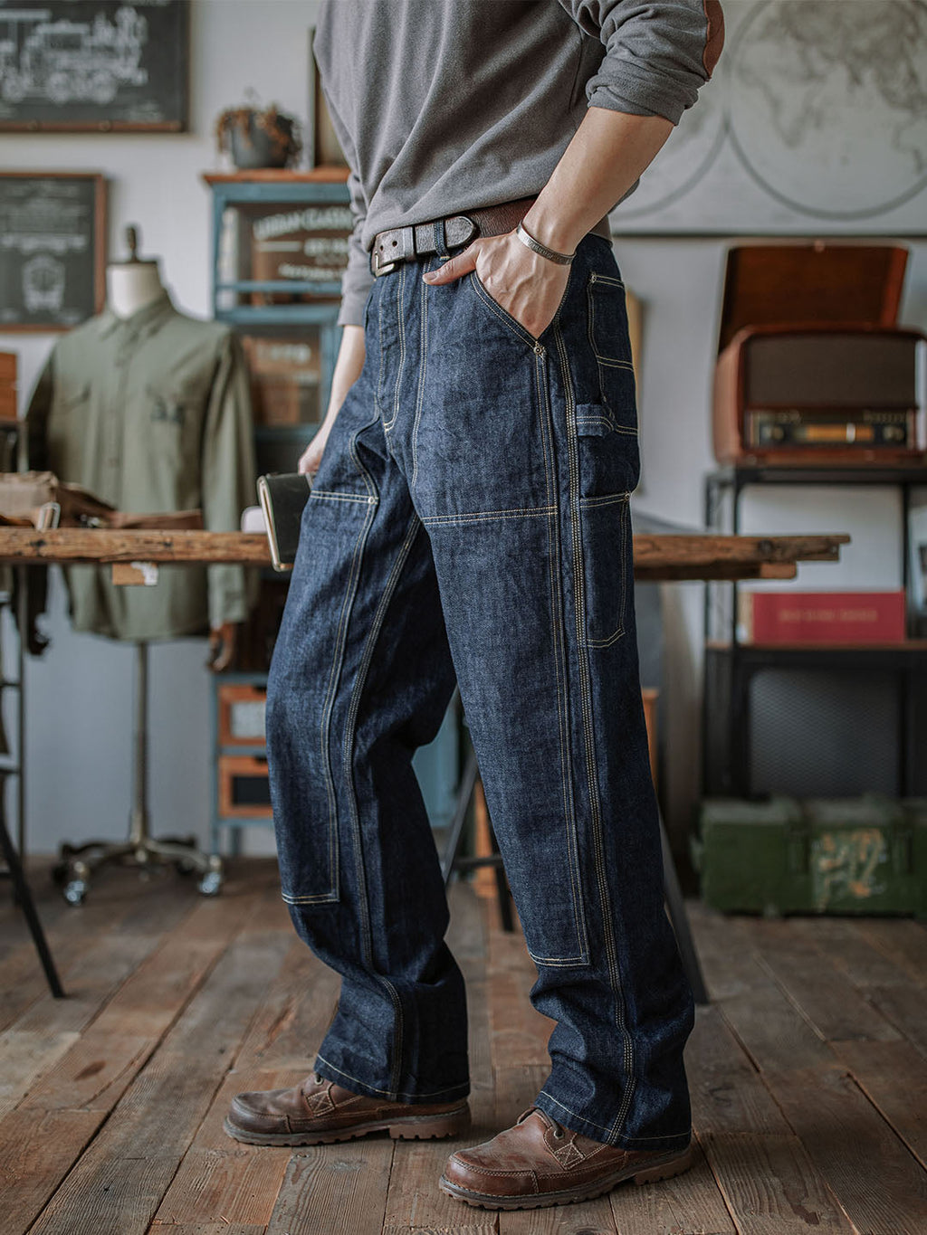 NOUVEAU RICHE Selvedge Zimmermann Jeans aus Schwerem Japanischem Denim mit Verstärkten Paneelen für Langlebigkeit und Vintage Stil
