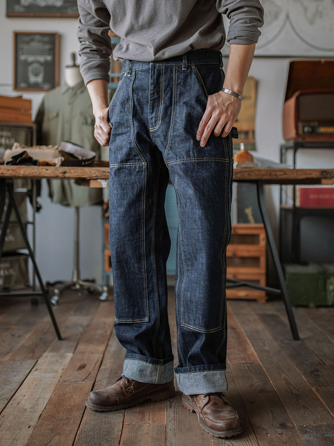 NOUVEAU RICHE Selvedge Zimmermann Jeans aus Schwerem Japanischem Denim mit Verstärkten Paneelen für Langlebigkeit und Vintage Stil