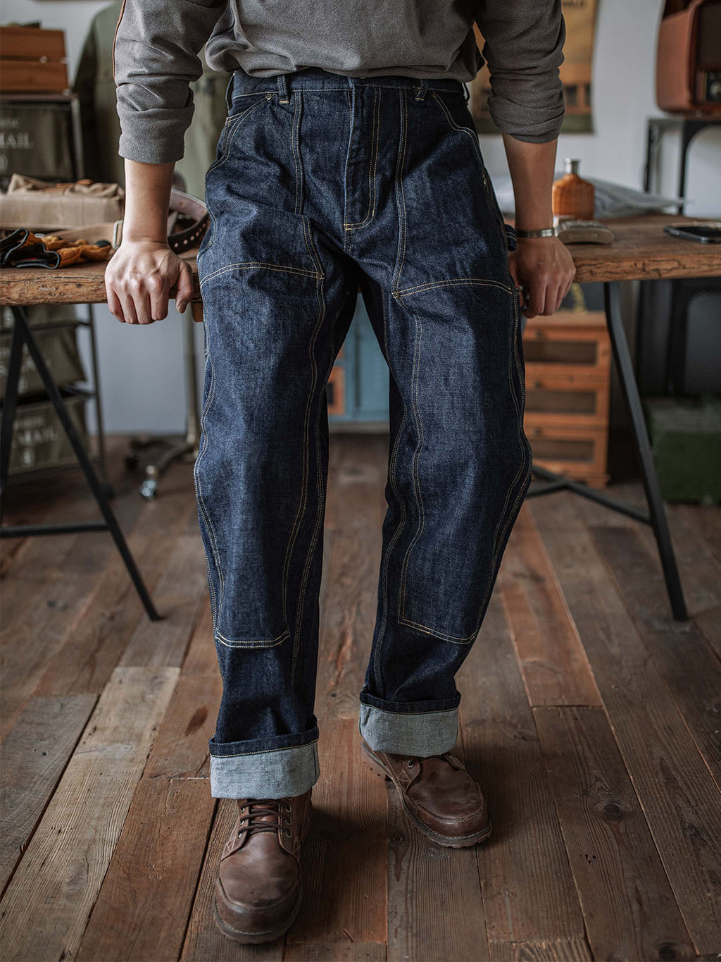 NOUVEAU RICHE Selvedge Zimmermann Jeans aus Schwerem Japanischem Denim mit Verstärkten Paneelen für Langlebigkeit und Vintage Stil