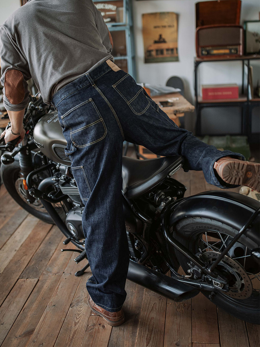 NOUVEAU RICHE Selvedge Zimmermann Jeans aus Schwerem Japanischem Denim mit Verstärkten Paneelen für Langlebigkeit und Vintage Stil