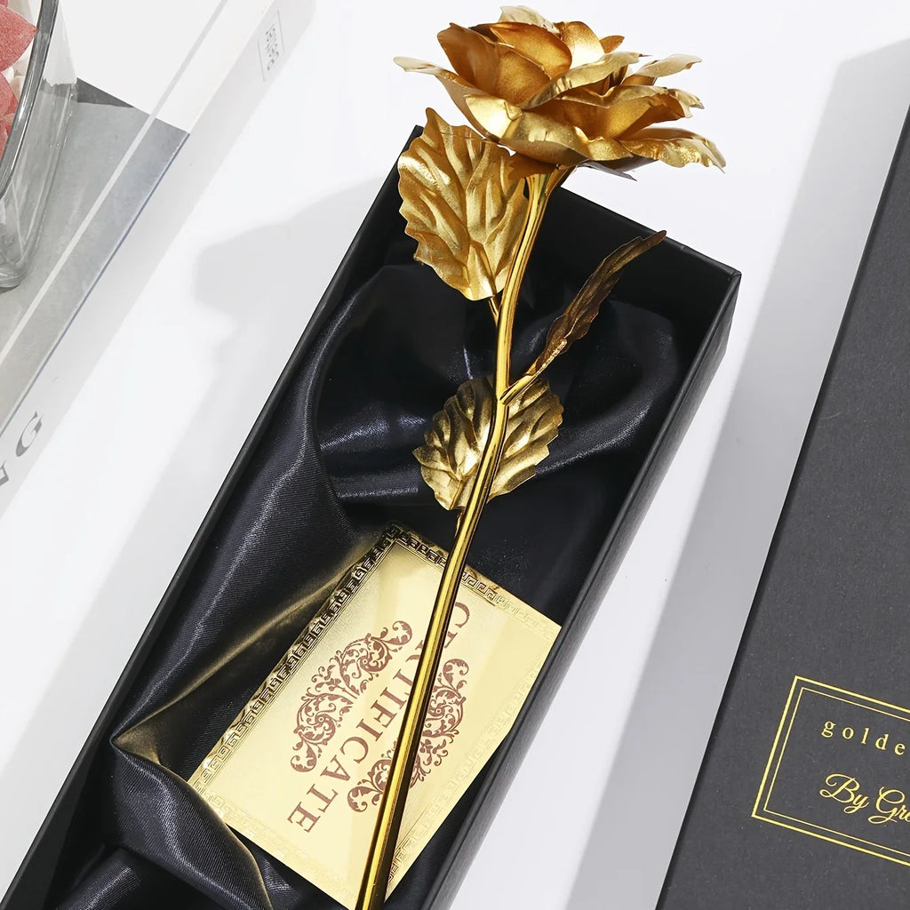 NOUVEAU RICHE Vergoldete Ewige Rose mit Geschenkbox & Grußkarte – Künstliche Ewige Rose als Deko-Geschenk zum Valentinstag, Muttertag & Jahrestag
