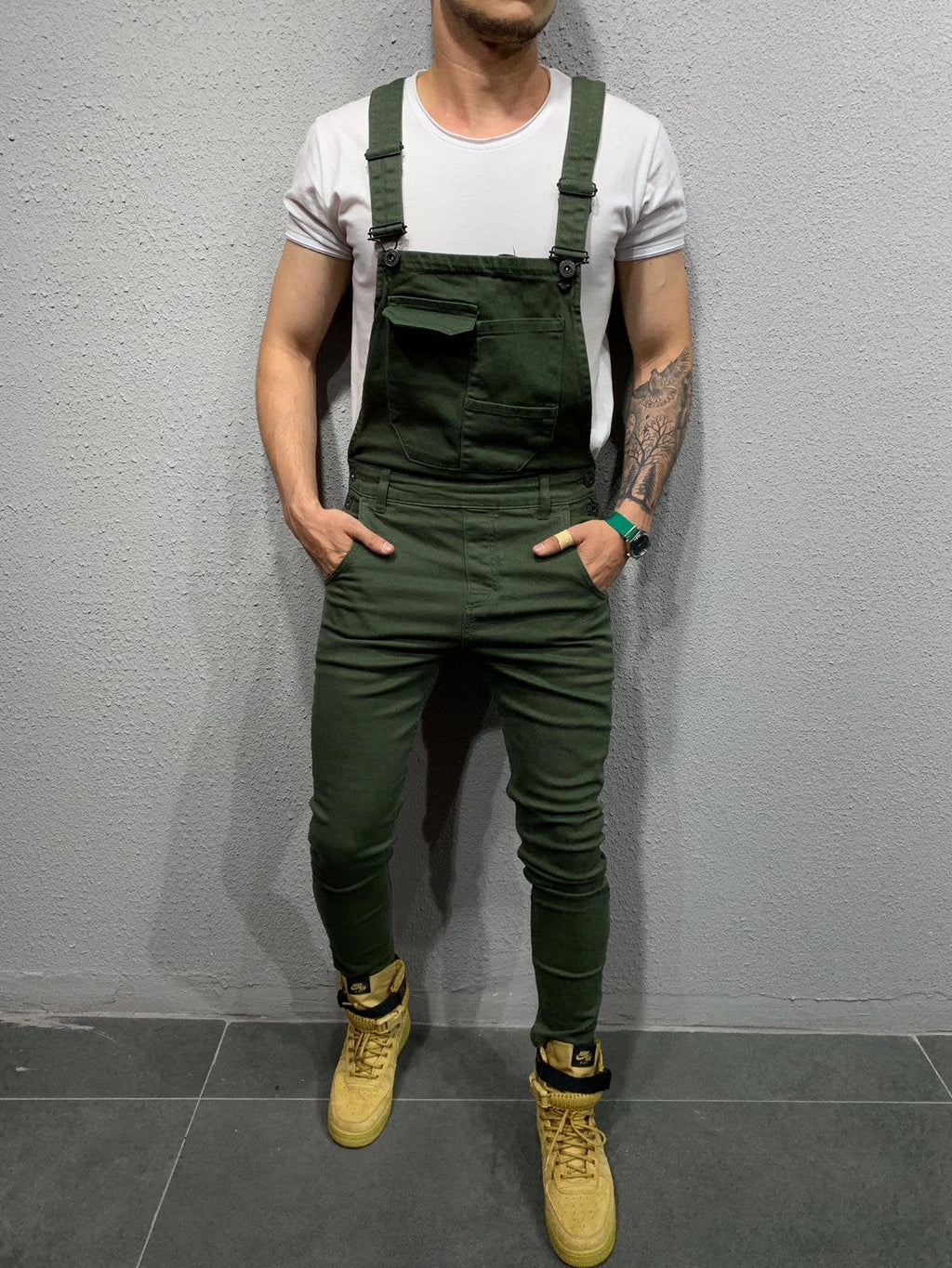 NOUVEAU RICHE Skinny Fit Jeans Overall Mit Klappentasche Für Herren Aus Baumwolle Mit Mittlerer Leibhöhe Und Schmalen Beinen 30 Zoll Innennaht Armeegrün