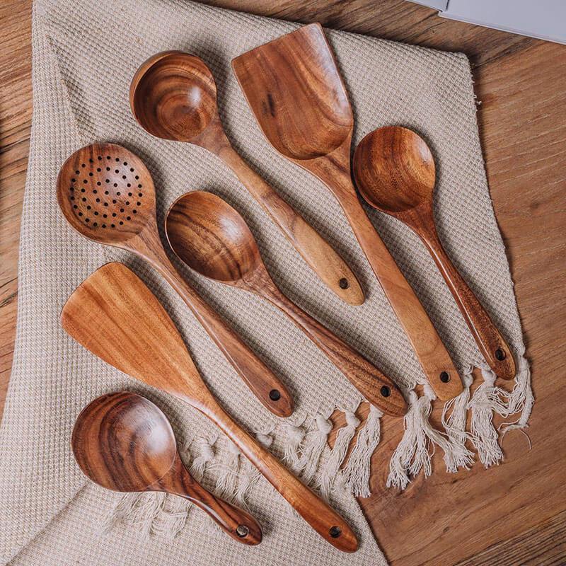 NOUVEAU RICHE Natürliches Küchenset aus Holz – Rustikale Küchenhelfer aus Holz, Set mit 4 oder 7 Teilen – RustiCook