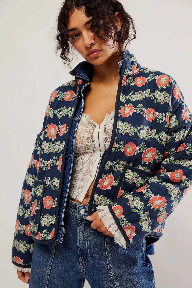 NOUVEAU RICHE Damen Stepp Übergangsjacke Mit Femininem Blumenmuster Kurz Blau