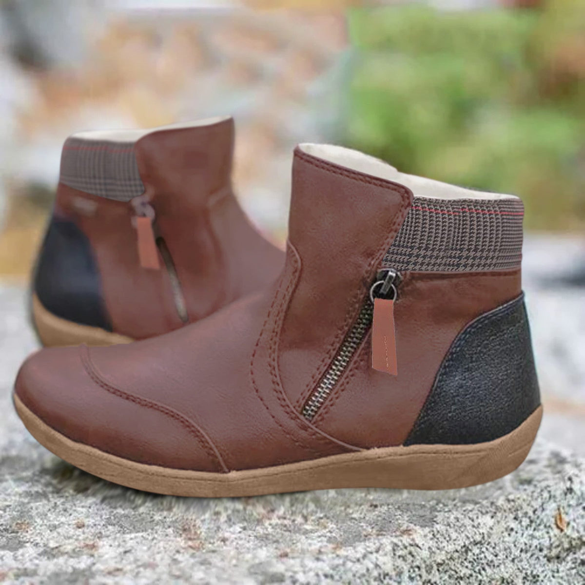 NOUVEAU RICHE Damen Stiefeletten wasserabweisend – Ankle Boots mit seitlichem Reissverschluss & rutschhemmendem Profil, 5 Farben, Gr. 34–44 – Luna Braun