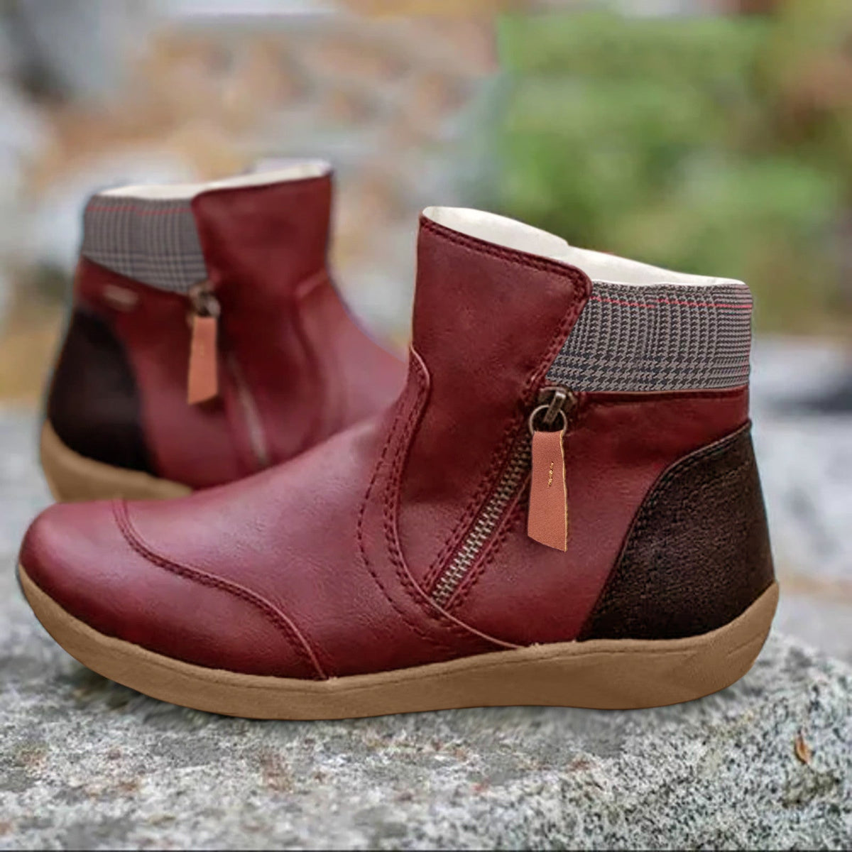 NOUVEAU RICHE Damen Stiefeletten wasserabweisend – Ankle Boots mit seitlichem Reissverschluss & rutschhemmendem Profil, 5 Farben, Gr. 34–44 – Luna Rot