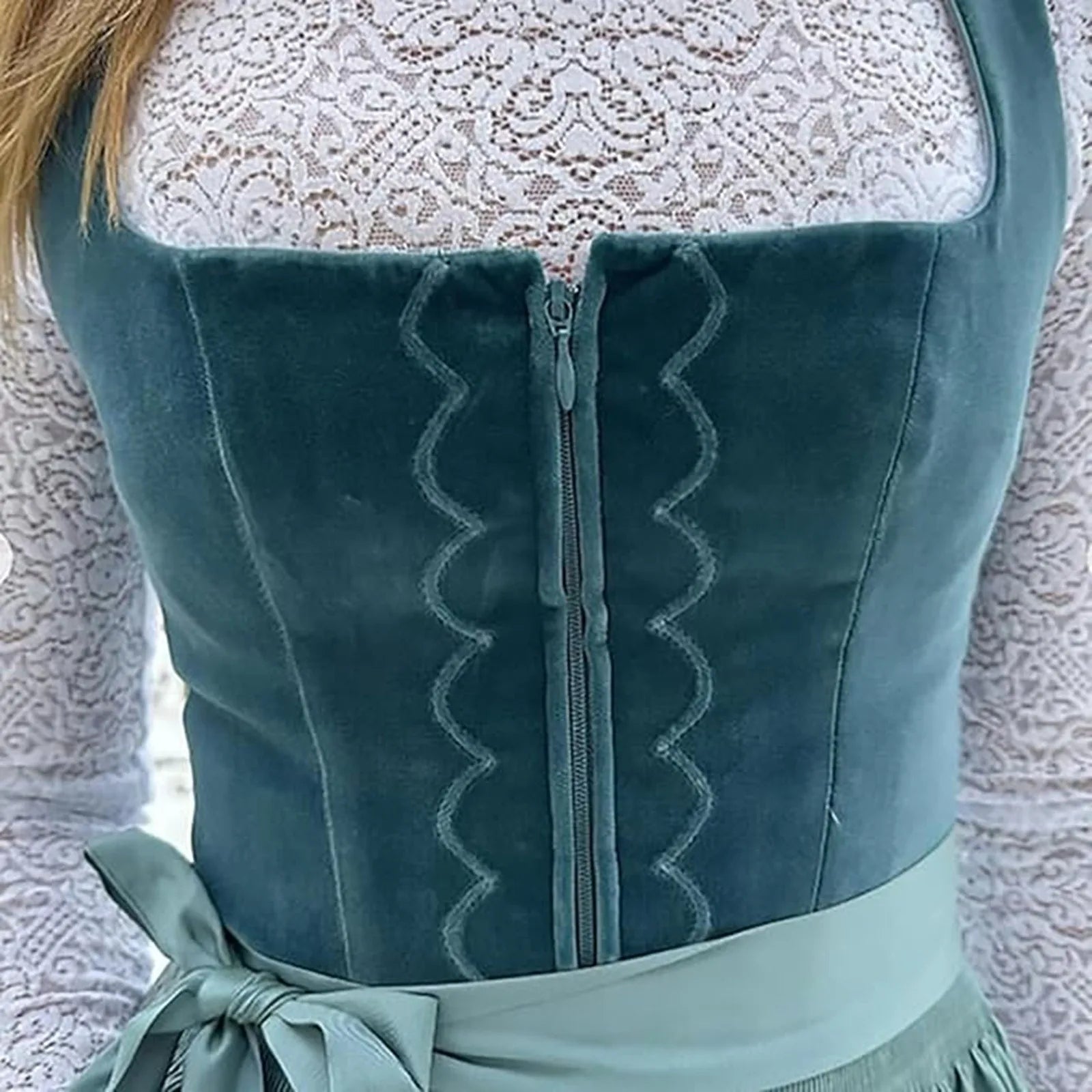 NOUVEAU RICHE Dirndlkleid Langarm Oktoberfest Damen Stilvoll Elegant
