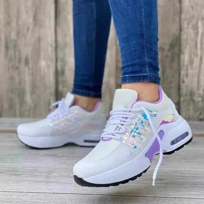 NOUVEAU RICHE Stützende Sneaker Mit Gepolsterter Sohle Weißviolett