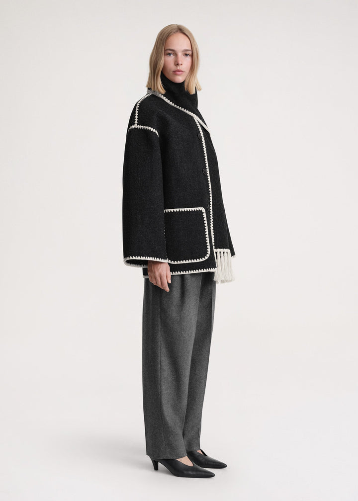 NOUVEAU RICHE Damen Schaljacke – Elegante Jacke für Wärme und Stilvolles Selbstvertrauen