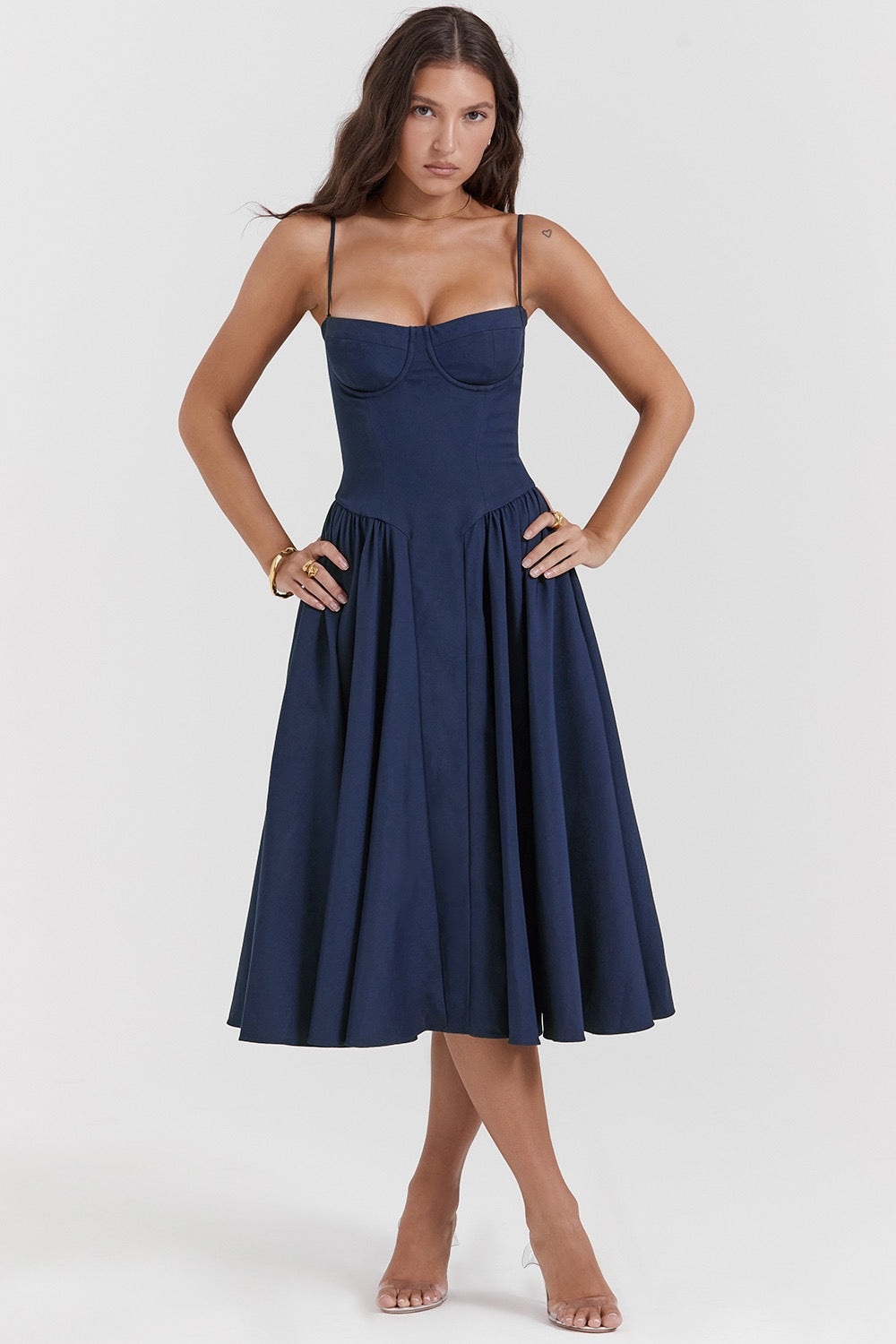 NOUVEAU RICHE Taillenkonturierendes Sommerkleid Elegante Silhouette Marineblau