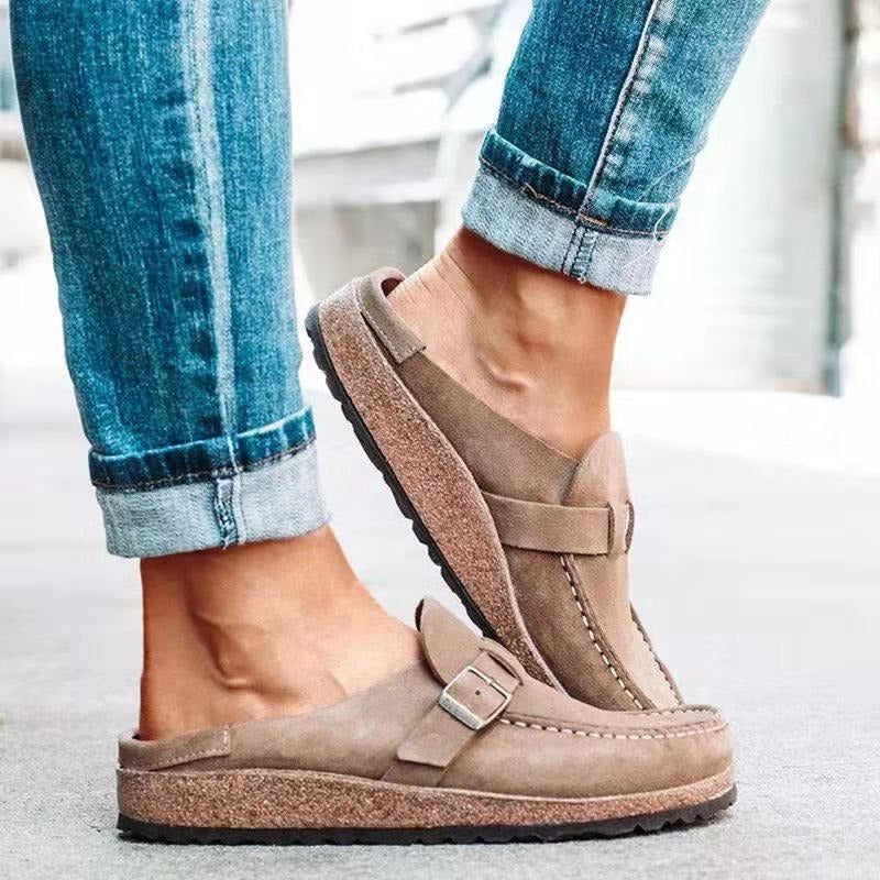 NOUVEAU RICHE Flōre | Damen Slipper Mit Schnallenriemen Und Profilierter Sohle