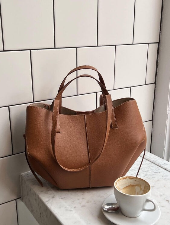 NOUVEAU RICHE Tote Bag Damen Geräumige Umhängetasche Braun Lederlook Braun