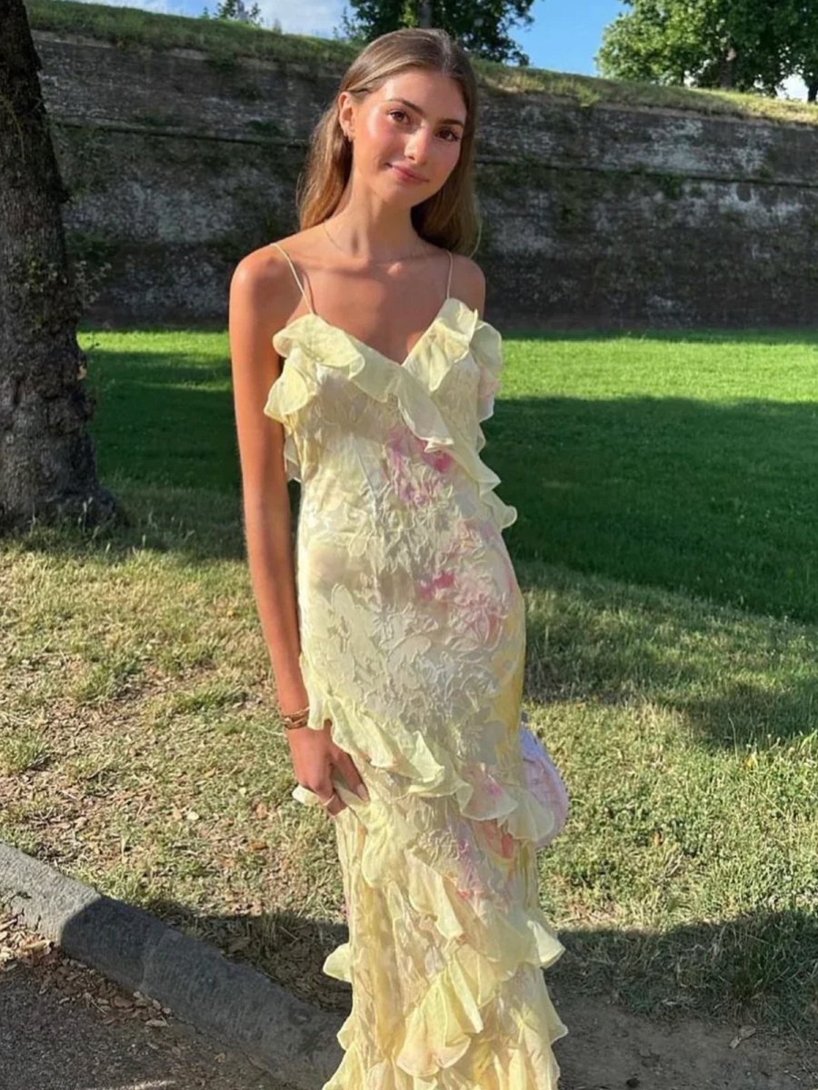 NOUVEAU RICHE Traumhaftes Rüschenkleid Mit Weichen Lagen Und Romantik