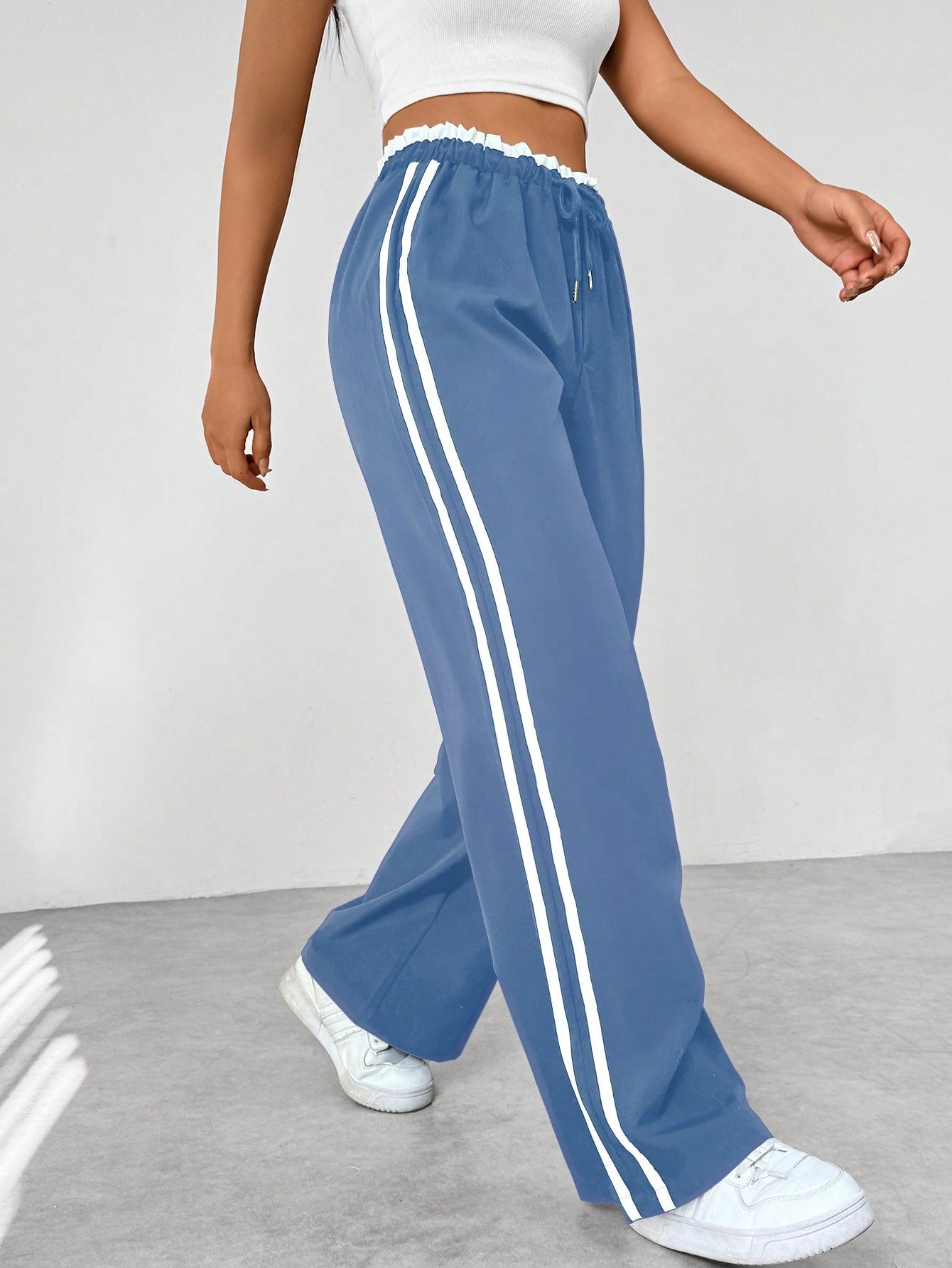 NOUVEAU RICHE Sportliche Hose Weites Bein Elastischer Bund Kordelzug Babyblau