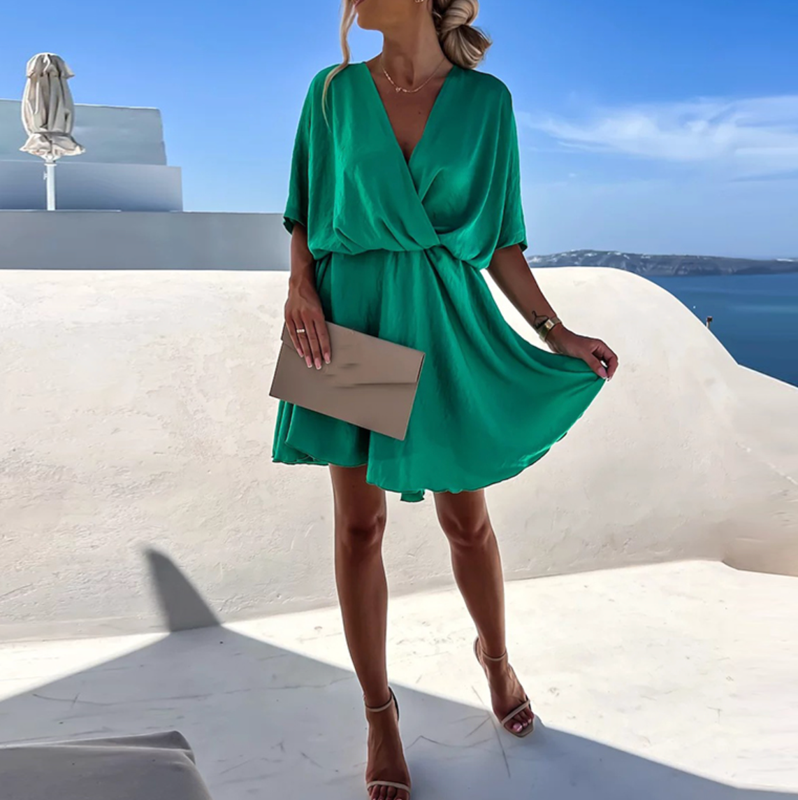 NOUVEAU RICHE Twist Mini Kleid Mit Skulpturalem Detail Und Luftigem Fall Grün