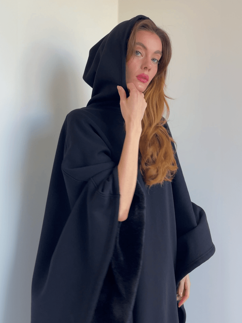 NOUVEAU RICHE Unisex Poncho Mit Kapuze Und Fleecefutter Komfort Zeitlose Silhouette