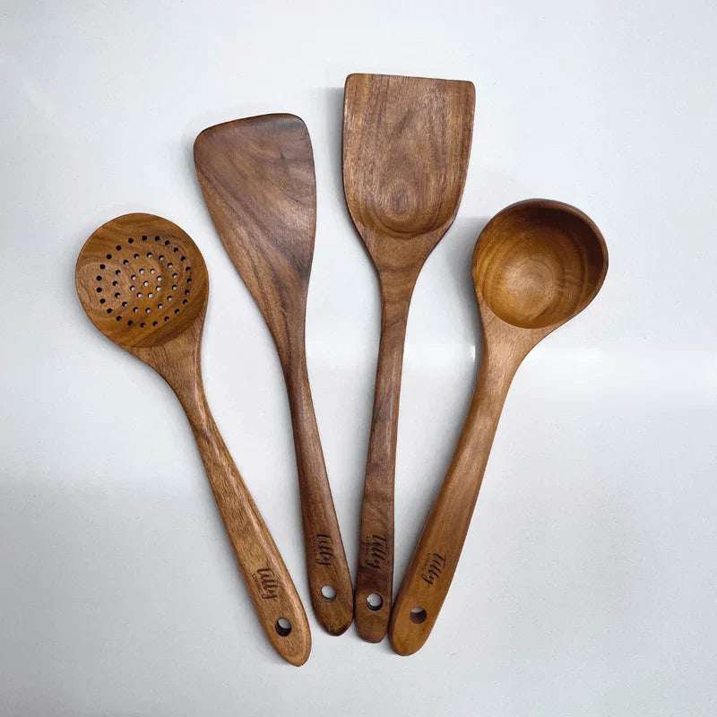 NOUVEAU RICHE Natürliches Küchenset aus Holz – Rustikale Küchenhelfer aus Holz, Set mit 4 oder 7 Teilen – RustiCook