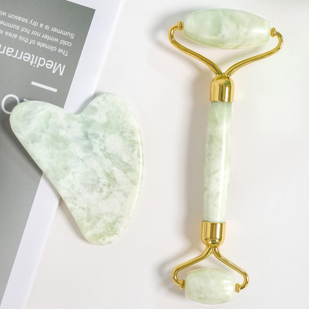 NOUVEAU RICHE Instant Glow Gua Sha & Jade-Roller Set – Gesichtsroller und Gua Sha Stein für die Gesichtsmassage, 5 Farben