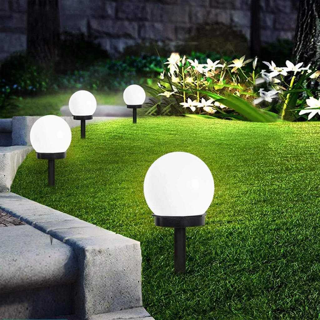 NOUVEAU RICHE 3er-Set Wasserdichte LED-Solar-Kugelleuchten – Solarkugeln für Garten, Weg & Terrasse – SunLuxe Orbs