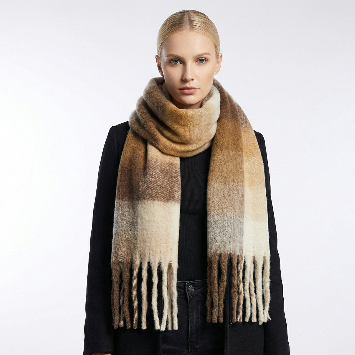 NOUVEAU RICHE Grosser Winterschal – Weicher Damenschal mit Farbverlauf & Fransen, warm, 7 Farben – Luna