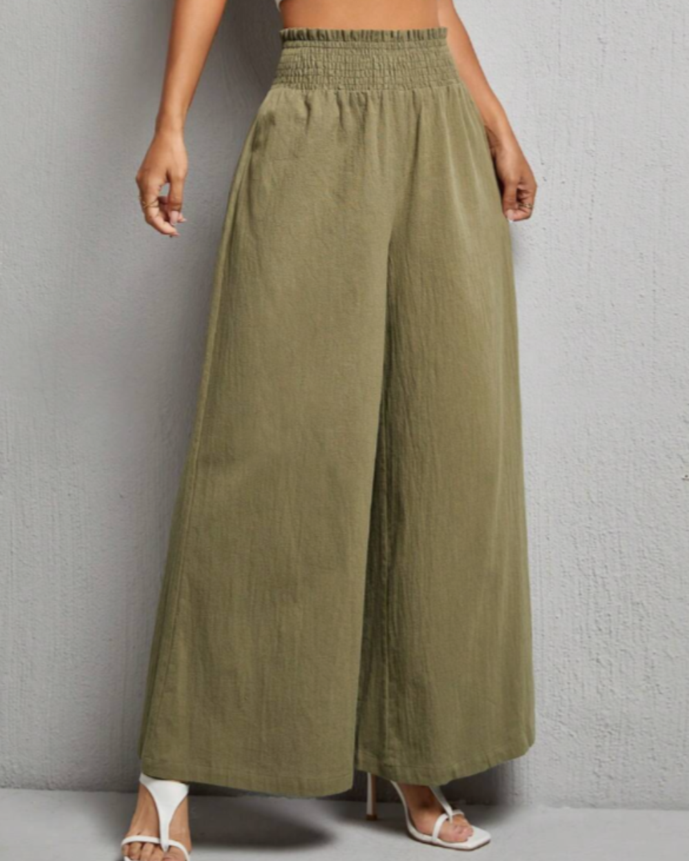 NOUVEAU RICHE Relaxed Fit Sommerhose Fließende Silhouette und Komfort Grün