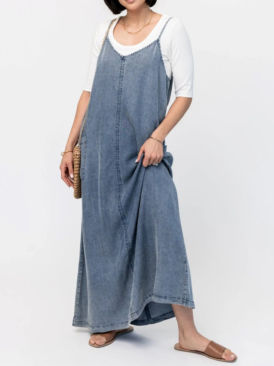 NOUVEAU RICHE Vintage Inspiriertes Locker Sitzendes Jeans Maxikleid Mit Spaghettiträgern Und V Ausschnitt Für Entspannten Tragekomfort An Warmen Tagen Blau