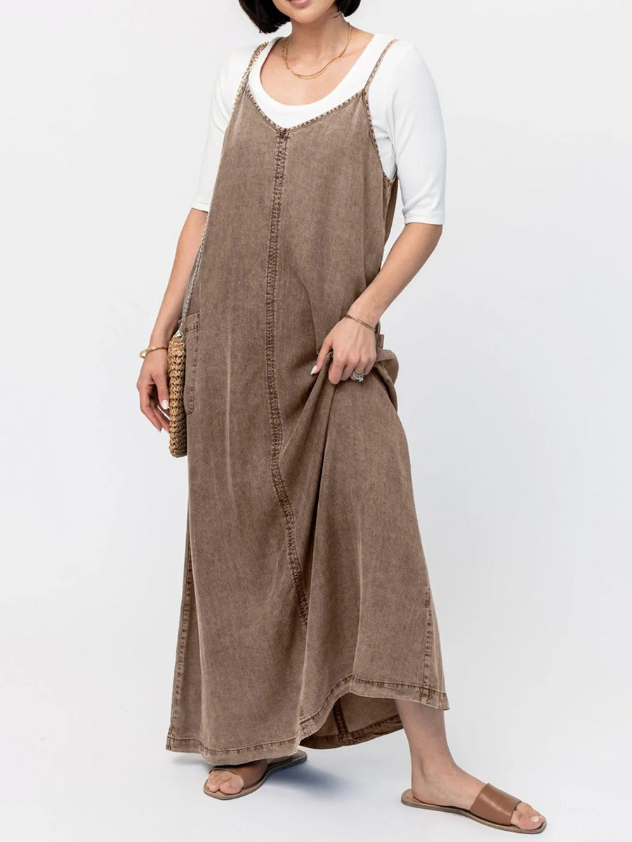 NOUVEAU RICHE Vintage Inspiriertes Locker Sitzendes Jeans Maxikleid Mit Spaghettiträgern Und V Ausschnitt Für Entspannten Tragekomfort An Warmen Tagen Braun
