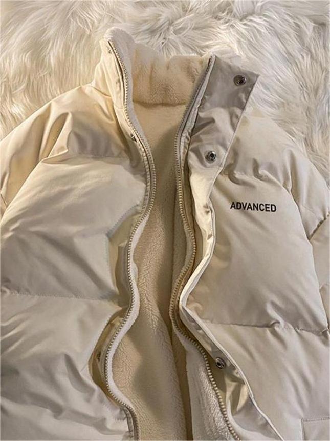 NOUVEAU RICHE Kurzer Wattierter Mantel Mit Reißverschluss Hohem Kragen