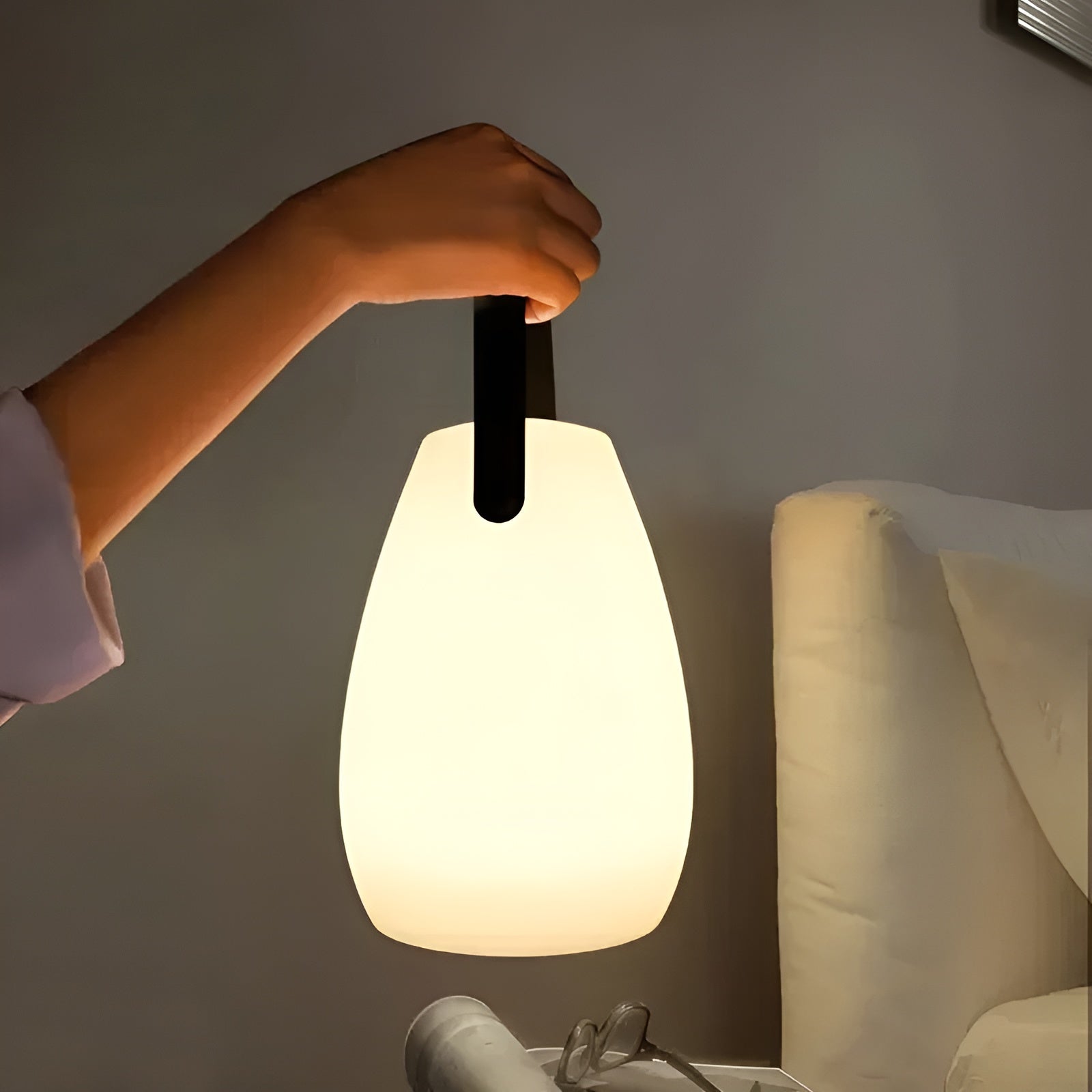 NOUVEAU RICHE Wasserdichte Drahtlose LED Tischlampe 16 Farben Innen Und Außen