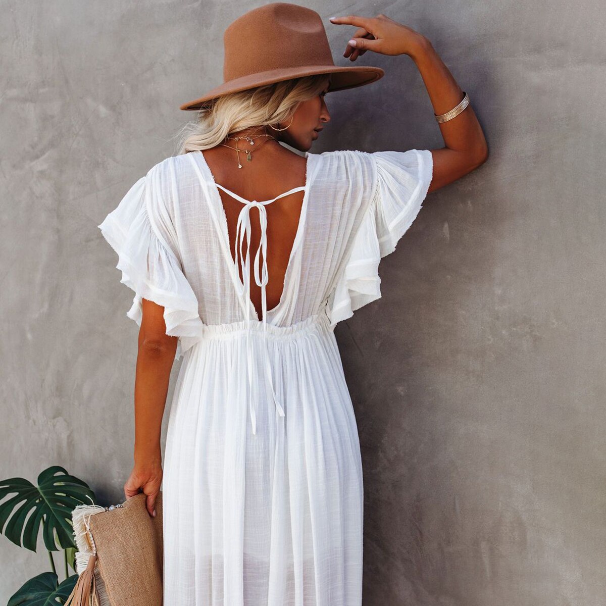 NOUVEAU RICHE Weißes Elegantes Maxikleid Bohème Stil Mit Tiefem Ausschnitt