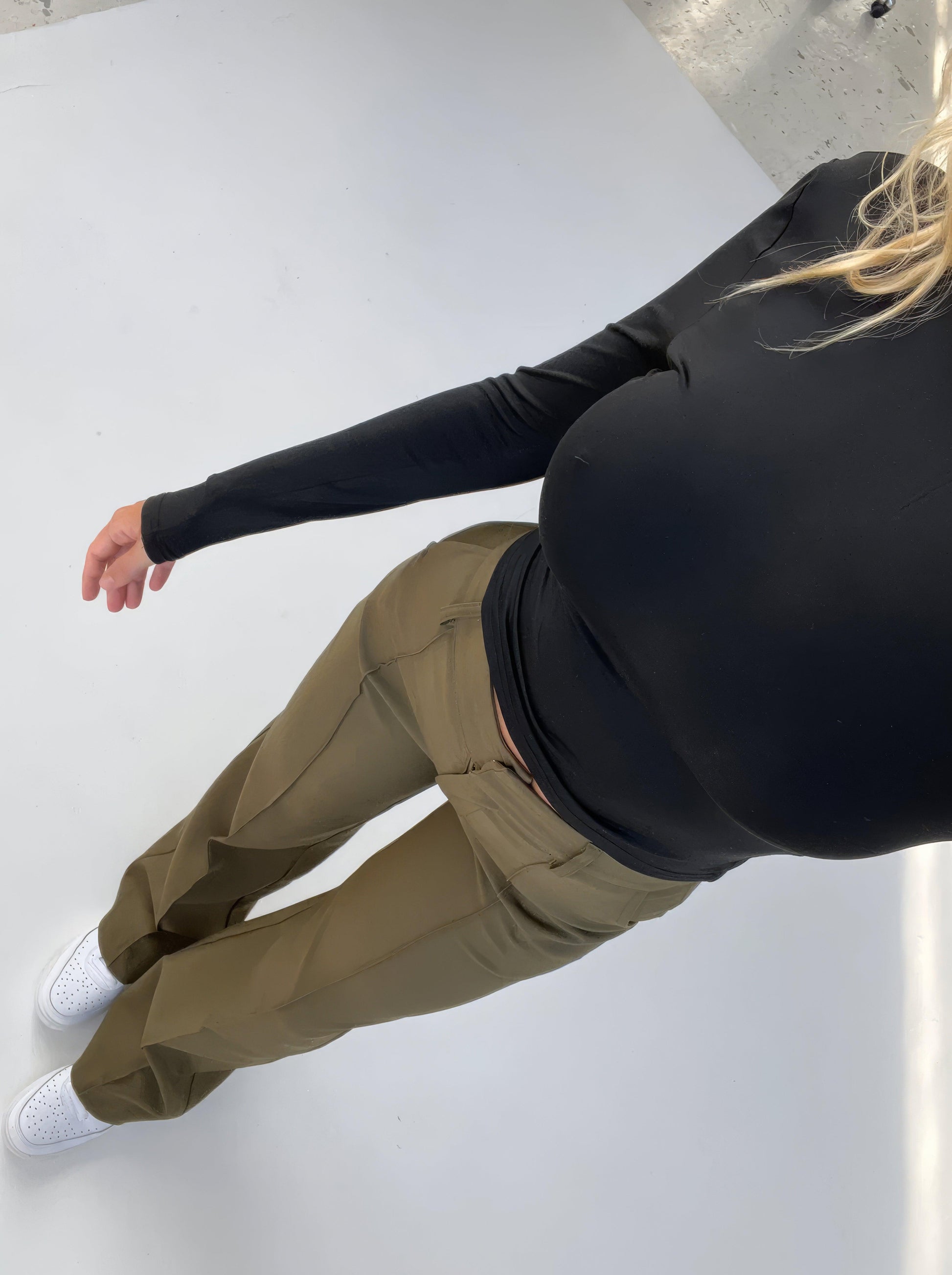NOUVEAU RICHE Weite Damenhose Hohe Taille Taillierte Passform Elegante Freizeitkleidung für Vielseitige Stylings