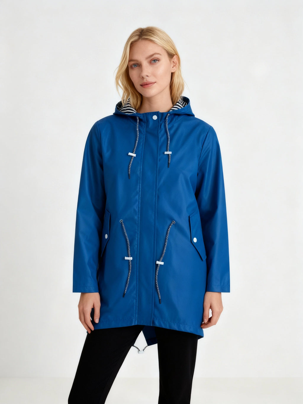 Wetterfester Mantel mit Kapuze 6