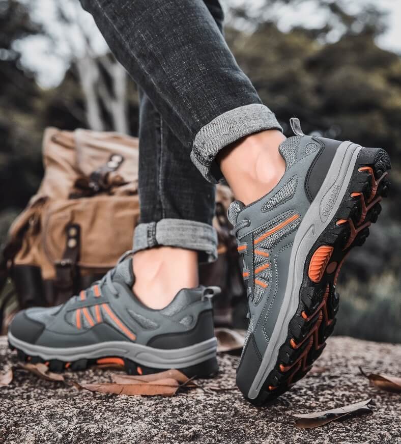 NOUVEAU RICHE Tasana | Herren Wanderschuh – Leichtes Design, Zuverlässiger Halt & Hoher Langstrecken-Komfort