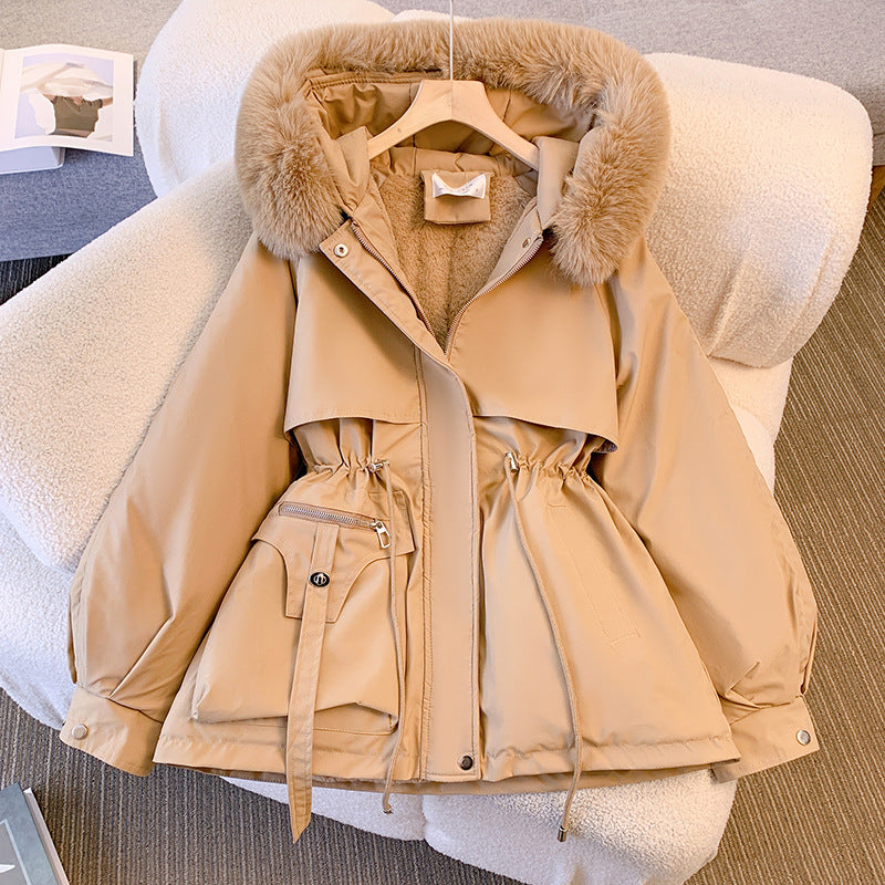 NOUVEAU RICHE Stilvolle Damen Winterjacke mit Pelz - Elegant, warm und schützend Beige