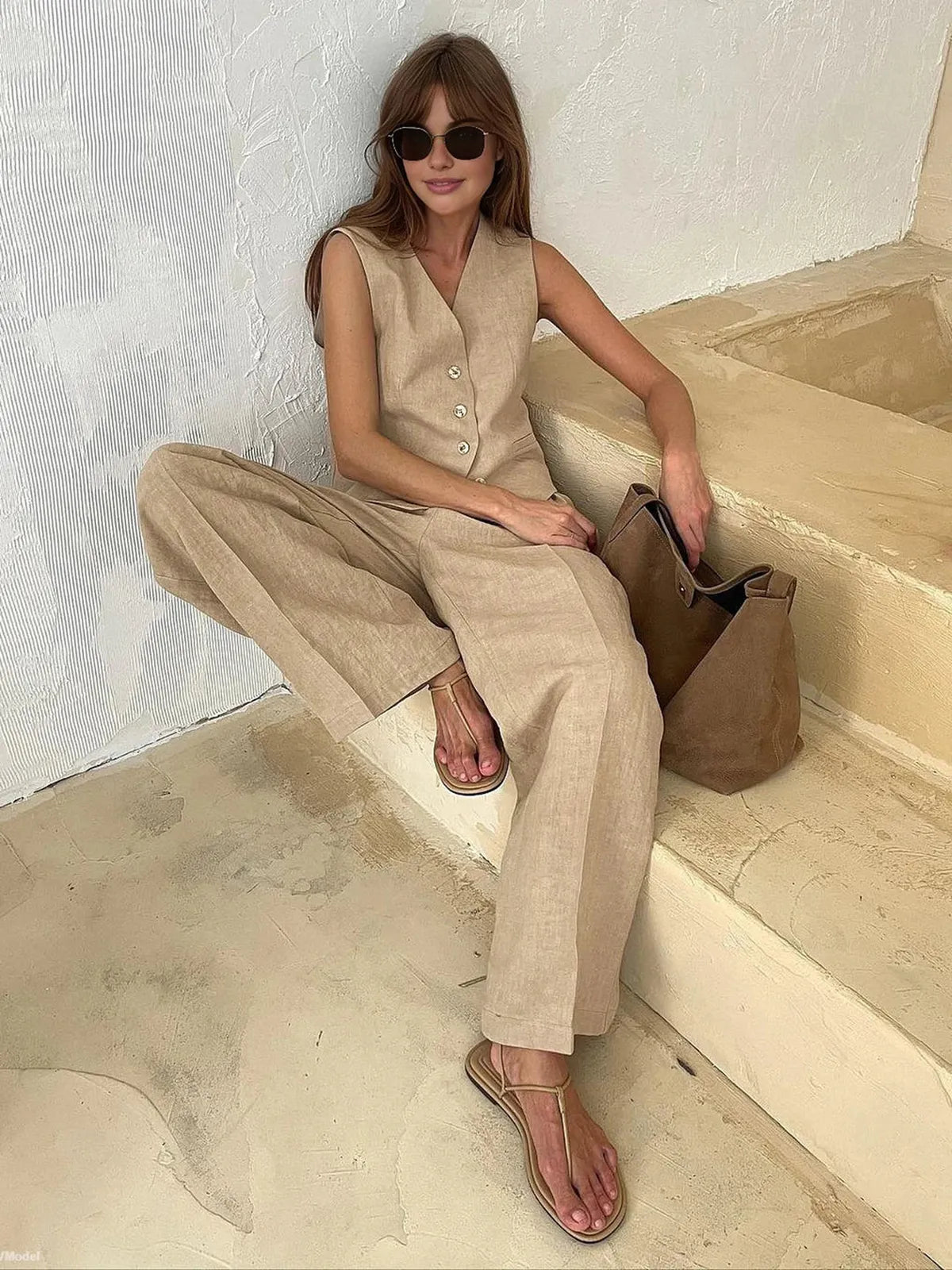 NOUVEAU RICHE Zweiteiliges Set aus Baumwoll-Leinen: Hemd und Gerade Hose