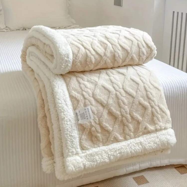 NOUVEAU RICHE Sherpa Gewichtsdecke 150x200 cm – Warme Fleece Kuscheldecke für Bett & Sofa, 3 Grössen, 9 Farben Creme