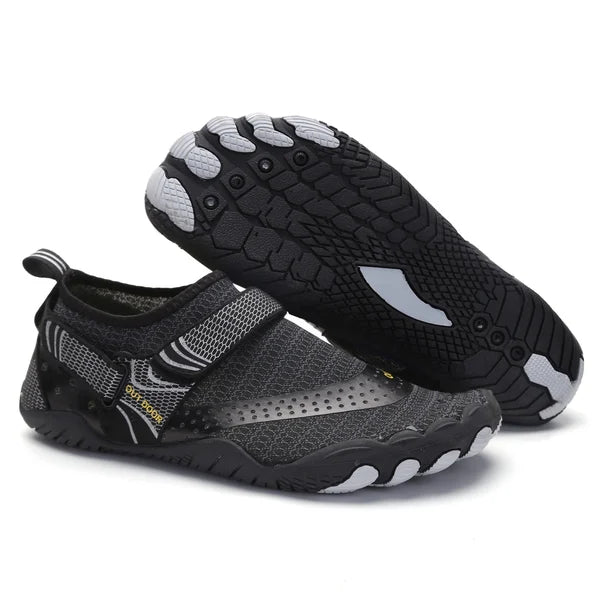 NOUVEAU RICHE Ergonomische Barfuß Wasserschuhe für Damen und Herren Schwarz
