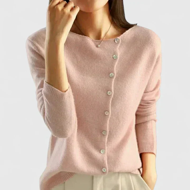 NOUVEAU RICHE Moderner Cardigan mit Knopfleiste – Leichte Strickjacke Damen mit Knöpfen, figurschmeichelnd, 4 Farben – Chāme Rosa Einheitsgrösse