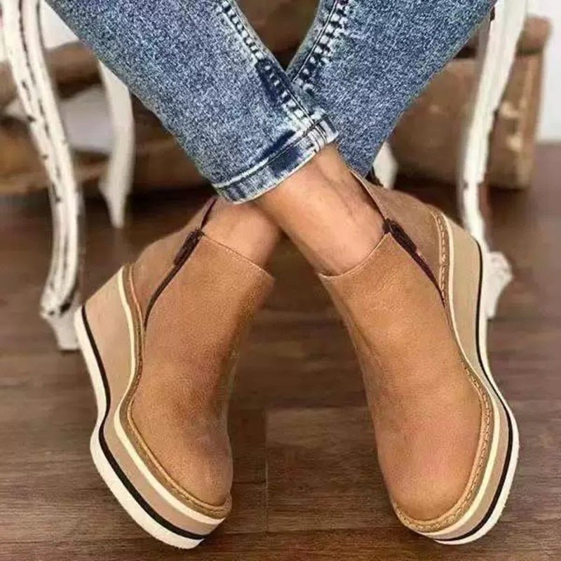 NOUVEAU RICHE Stiefeletten Keilabsatz Rutschfeste Sohle Alltagslook Hellbraun