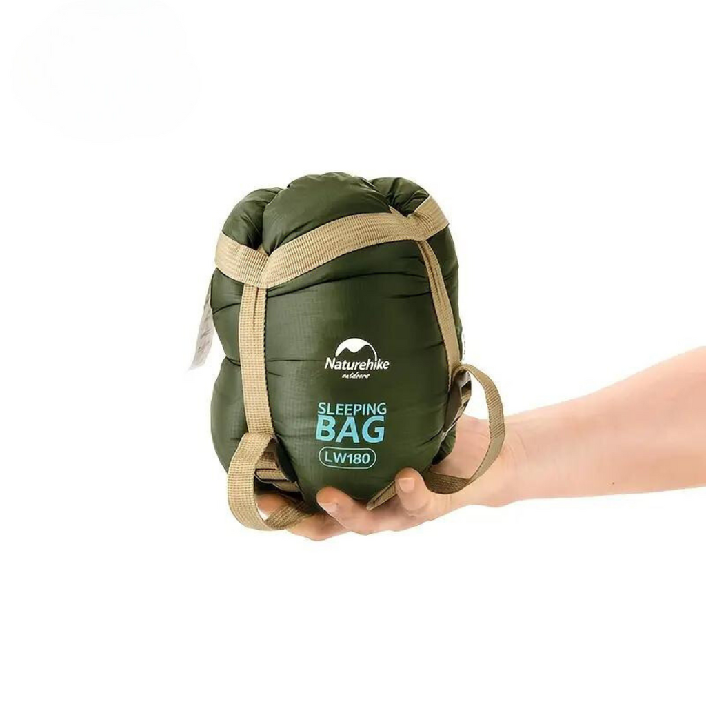 NOUVEAU RICHE Kompakter Schlafsack Grün – Leichter, warmer Camping-Schlafsack mit kleinem Packmass, waschbar