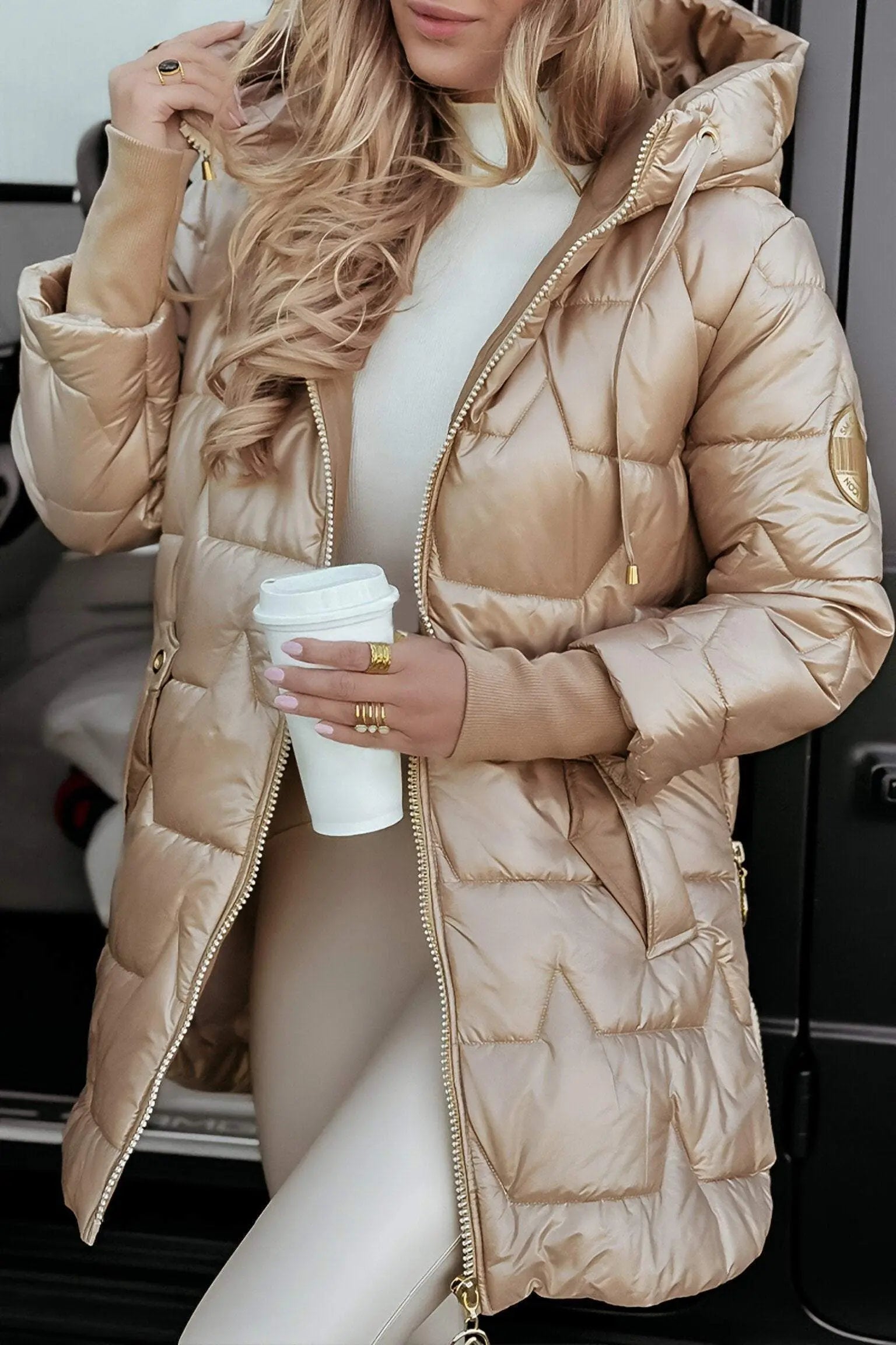 NOUVEAU RICHE Zahara | Pufferjacke mit Kapuze Beige