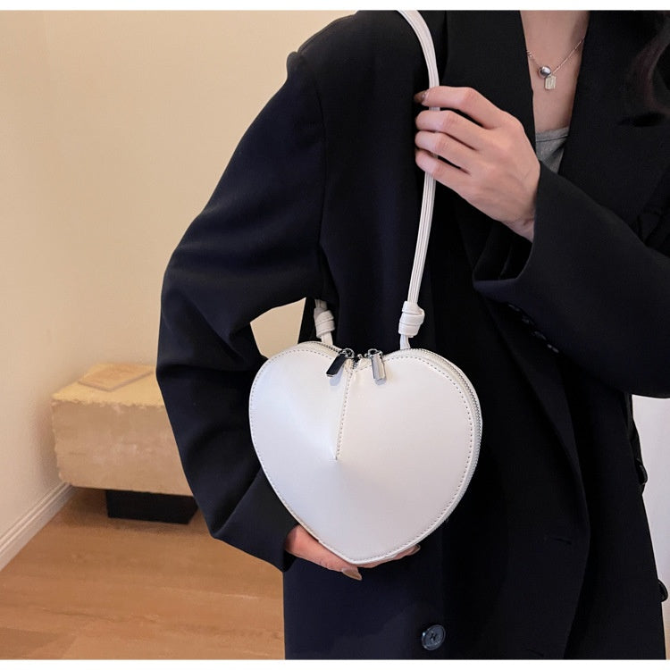 NOUVEAU RICHE Damen Umhängetasche – Schicke Stilvolle Tasche mit Freisprechmöglichkeit