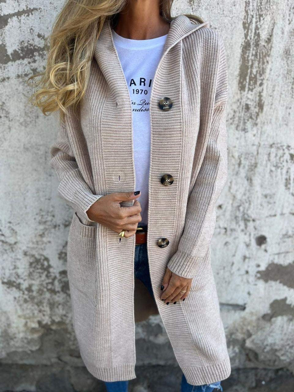 NOUVEAU RICHE Gemütlicher Longline-Cardigan mit Kapuze – Lange Strickjacke Damen mit Kapuze, lockere Passform, S–3XL – Flōre
