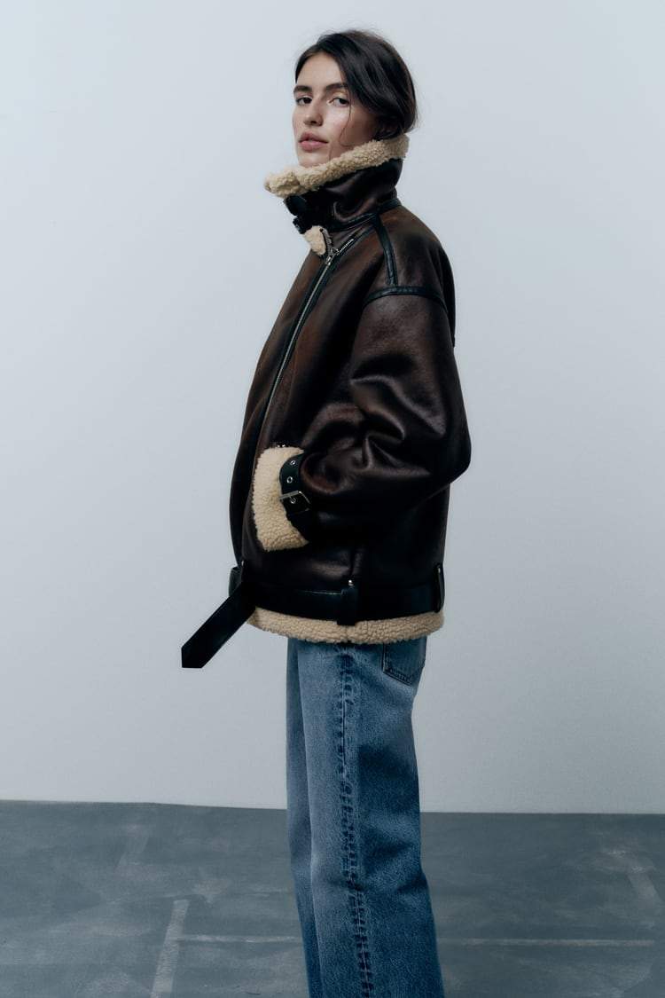 NOUVEAU RICHE Damen Jacke – Wasserabweisende Isolierte Jacke mit Moderner Geschichteter Optik
