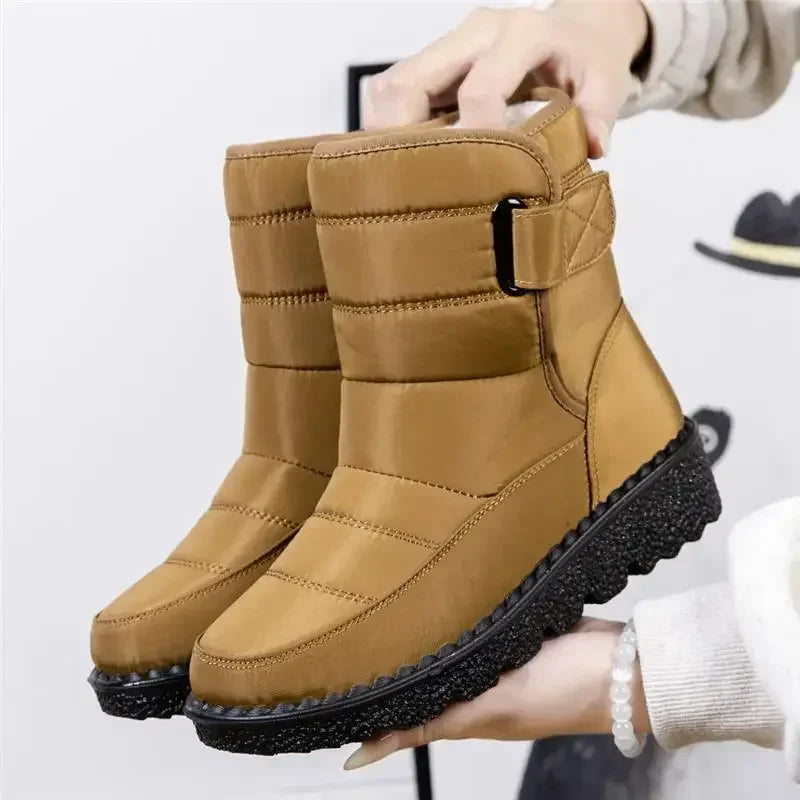 Ēden | Stiefel für Damen | Gestepptes Design Wadenhoch