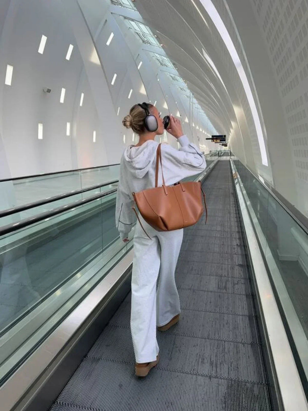 NOUVEAU RICHE Damen Klassische Doppelte Handtasche Aus Kunstleder