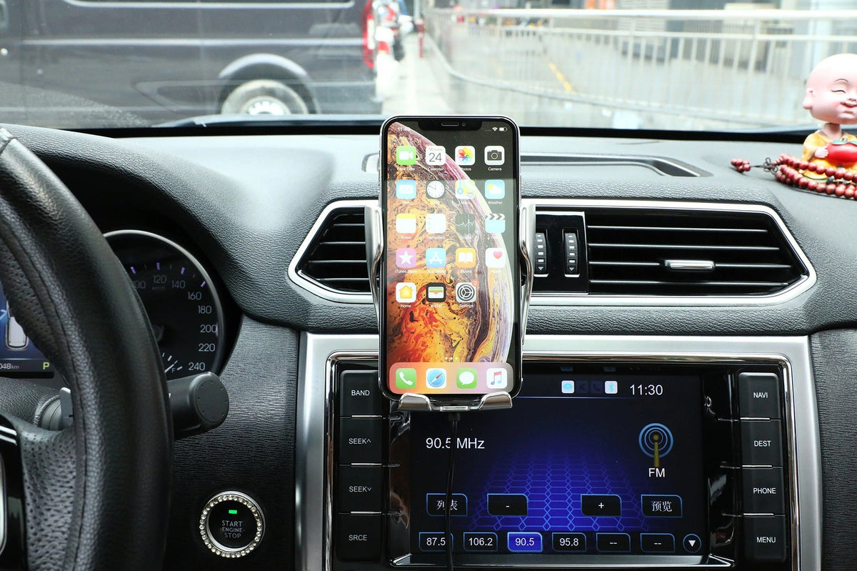 NOUVEAU RICHE Automatische Handyhalterung Auto mit kabellosem Ladegerät – Qi Halterung mit Infrarotsensor & 360° drehbar – GripCharge