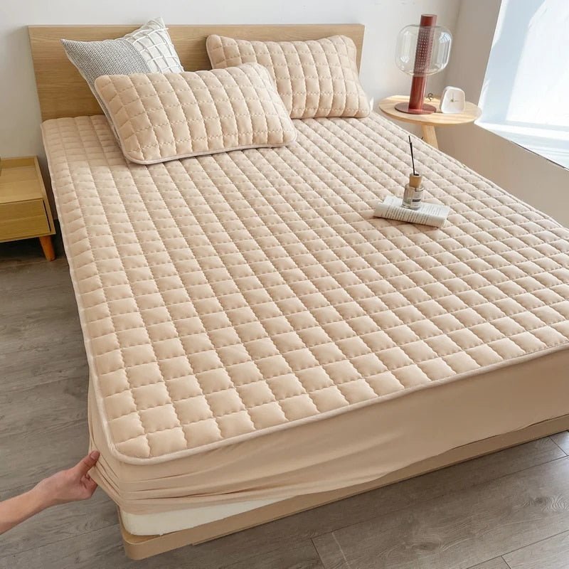 NOUVEAU RICHE Wasserdichter Matratzenschoner – Spannbetttuch Matratzenbezug mit Gummizug, atmungsaktiv & geräuscharm, 90×200 bis 200×220 cm Beige