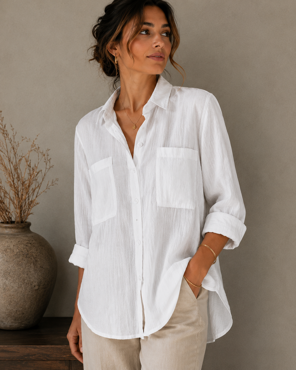Camisa de linho para senhora de manga comprida – Corte solto com abotoamento frontal