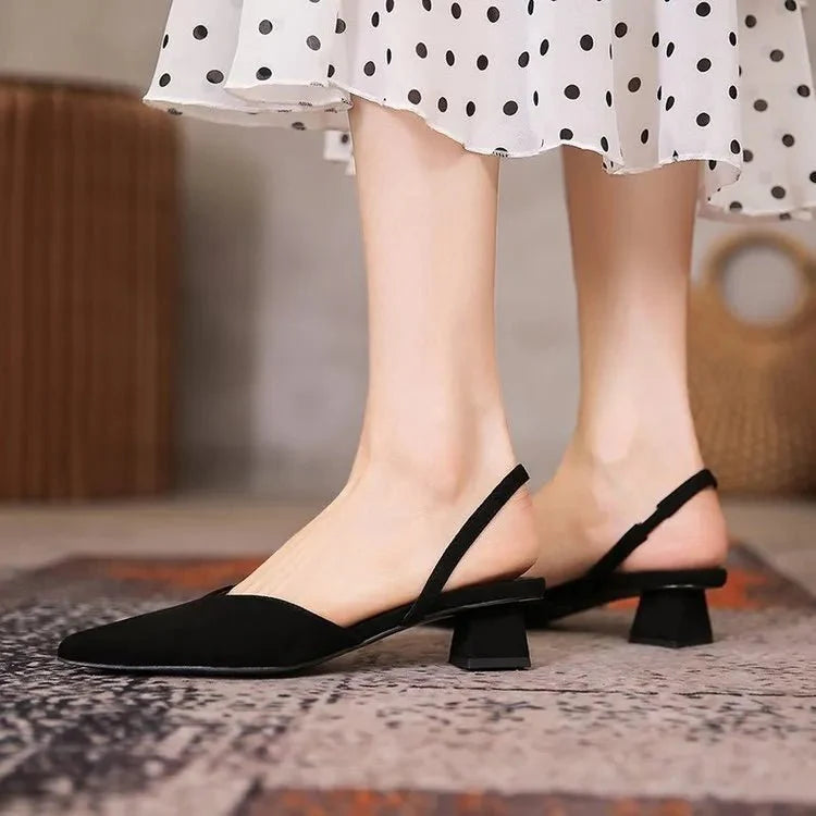 NOUVEAU RICHE Damen Slingback Sandaletten Verstellbarer Riemen Blockabsatz